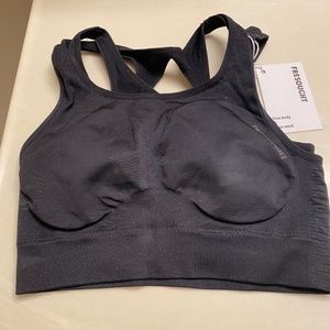 Women’s Workout Bra. NWT. Size S